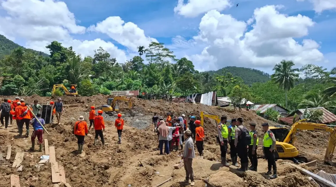 Update Korban Longsor Banjarnegara Bertambah, 3 Meninggal dan 25 Masih Hilang