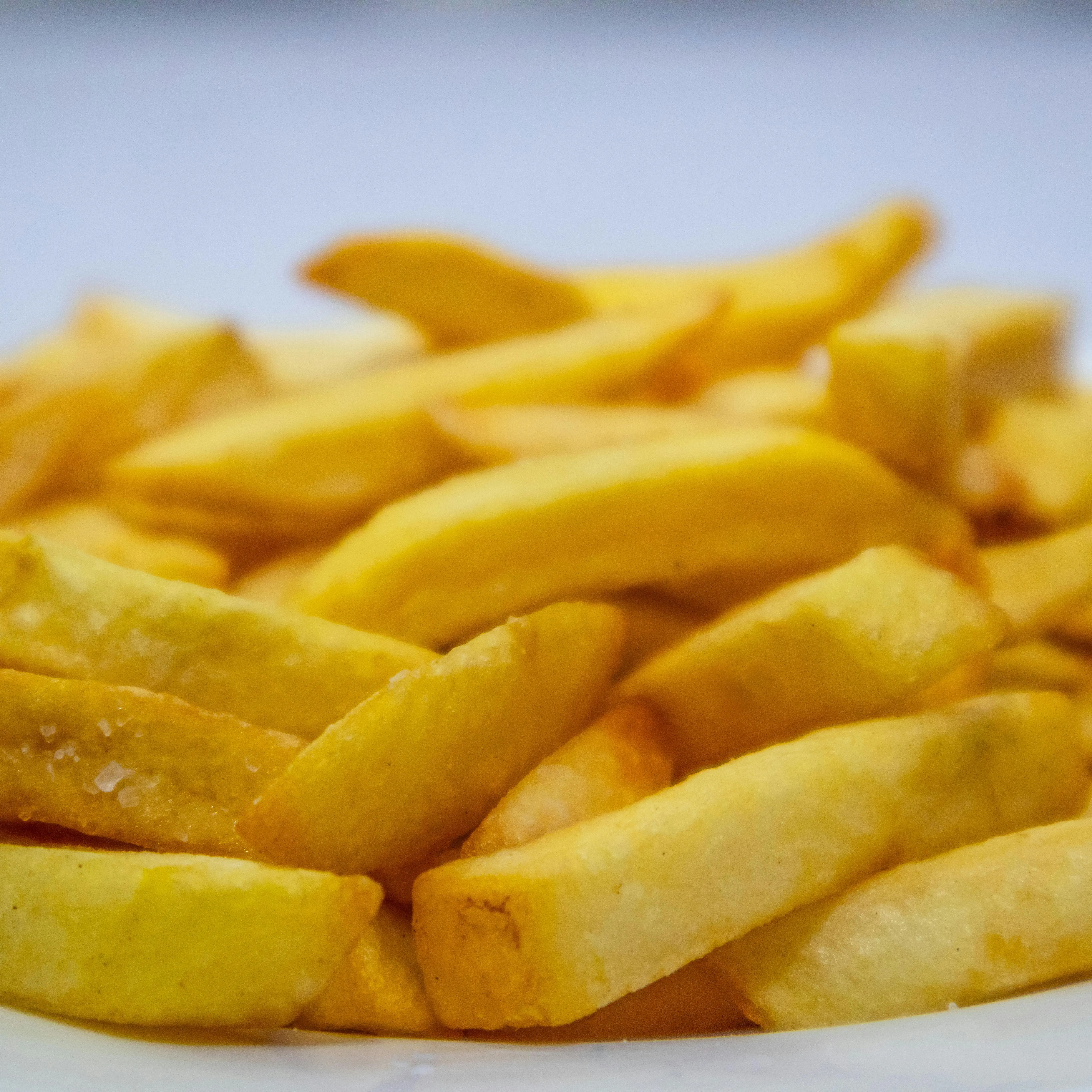 Mengupas Rahasia Frites Belgia: Kenapa Lebih Unggul dari Kentang Goreng Amerika?
