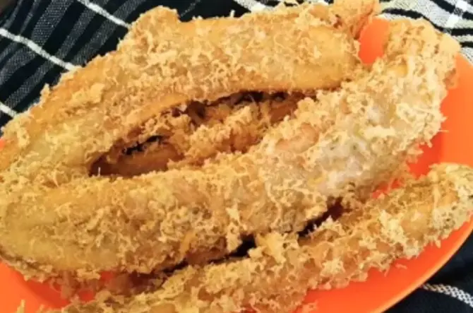 5 Makanan yang Sebaiknya Dihindari Sebelum Naik Pesawat agar Perjalanan Nyaman