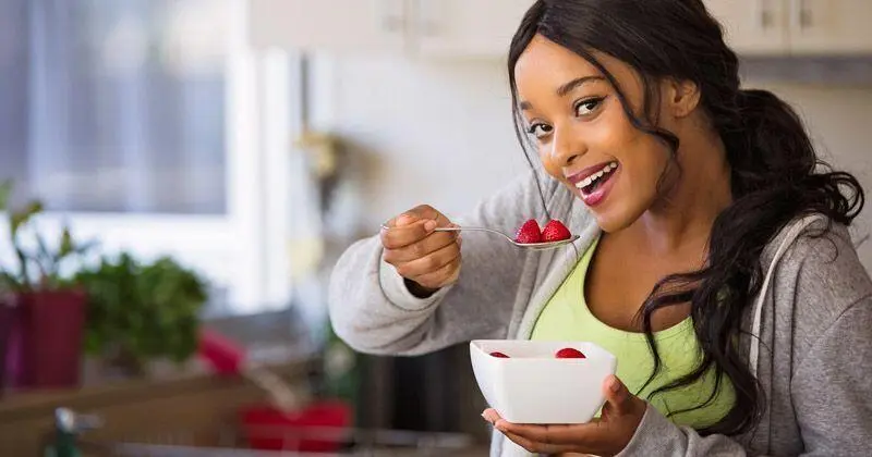 Olahraga Bikin Lapar? Ini Alasan Tubuh Memerlukan Energi dan Nutrisi Tambahan