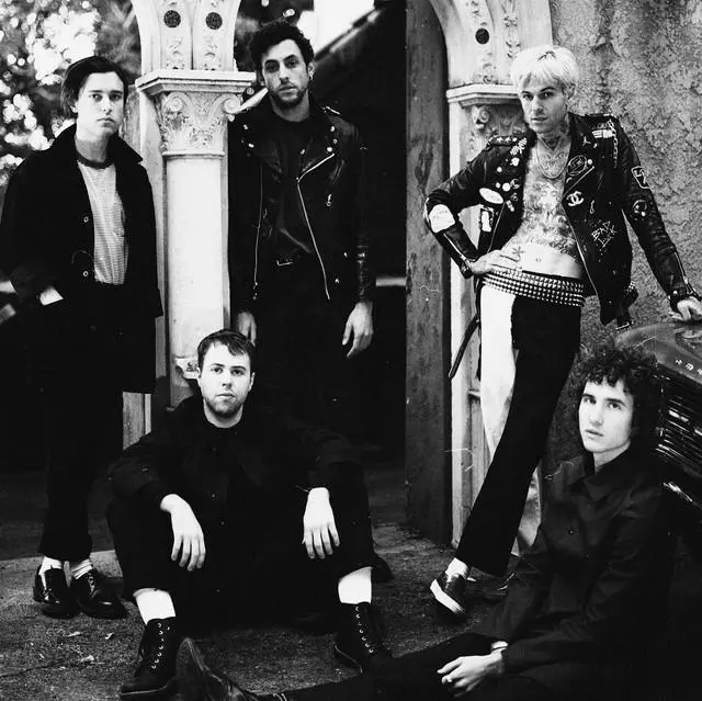 Harga Tiket Konser The Neighbourhood Jakarta 2026: Cek Tribune dan Festival Sebelum Kehabisan