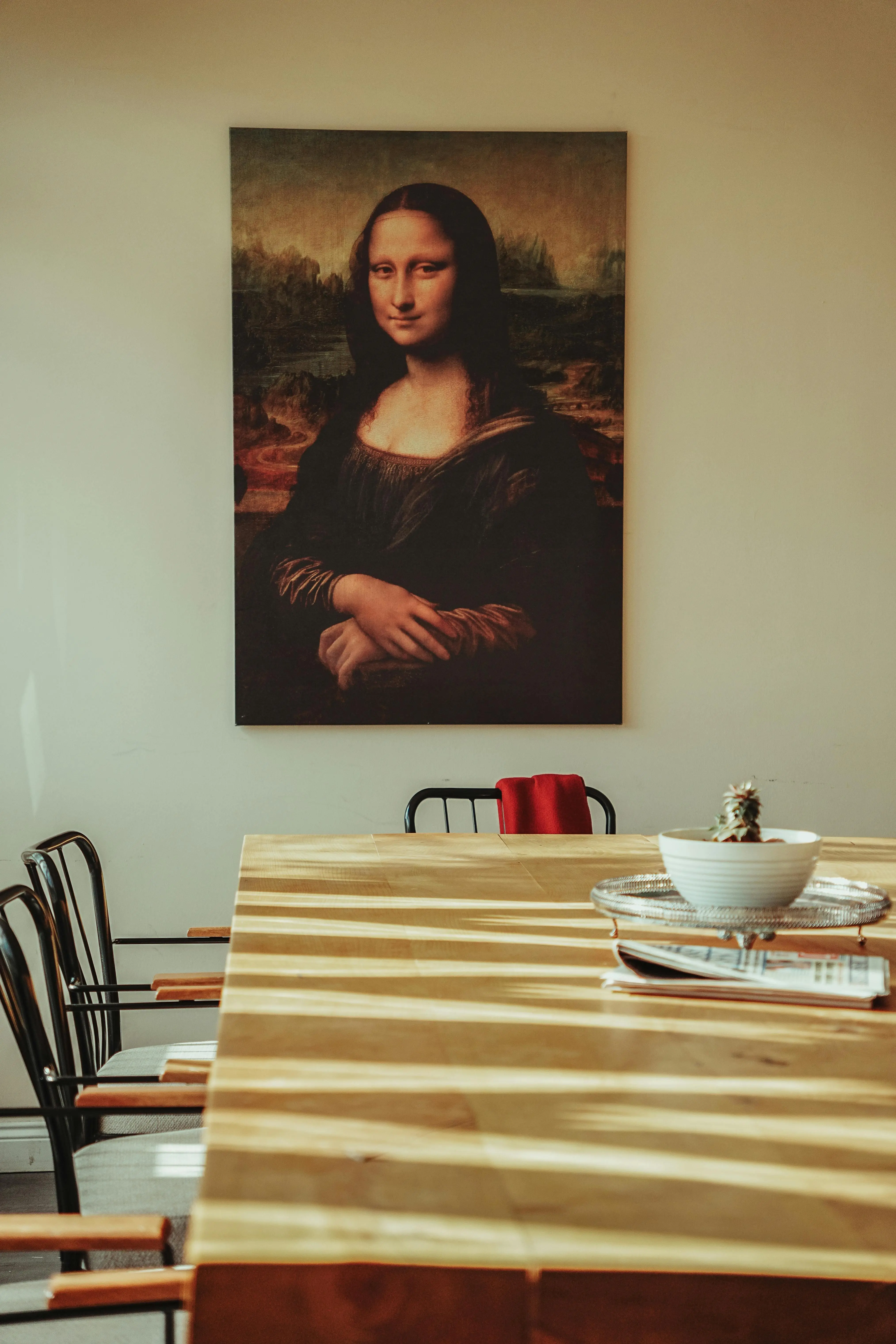 Senyum Paling Terkenal di Dunia: Mengurai Kode Ilusi Optik Leonardo da Vinci