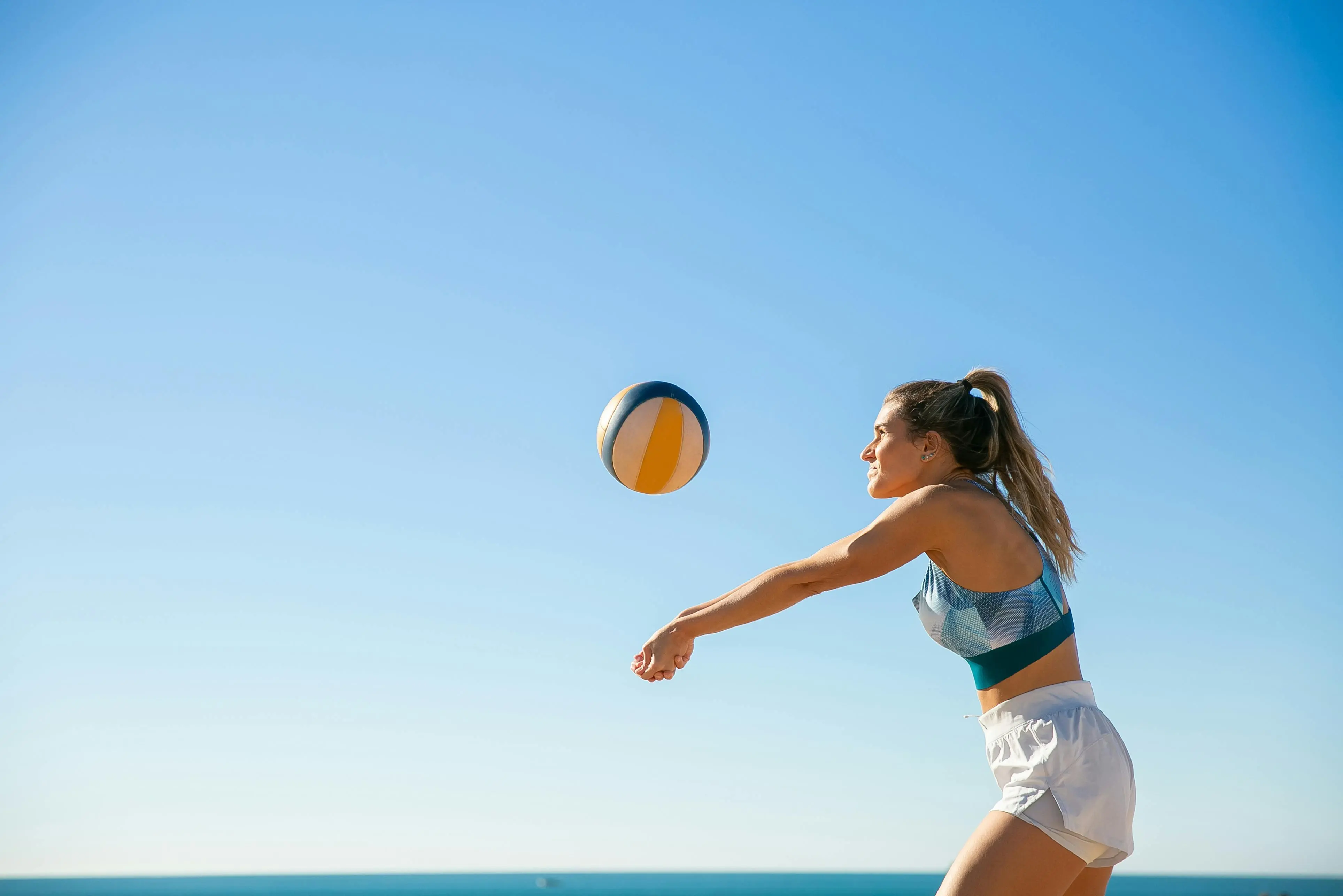 Strategi Passing Efektif dalam Bola Voli Modern