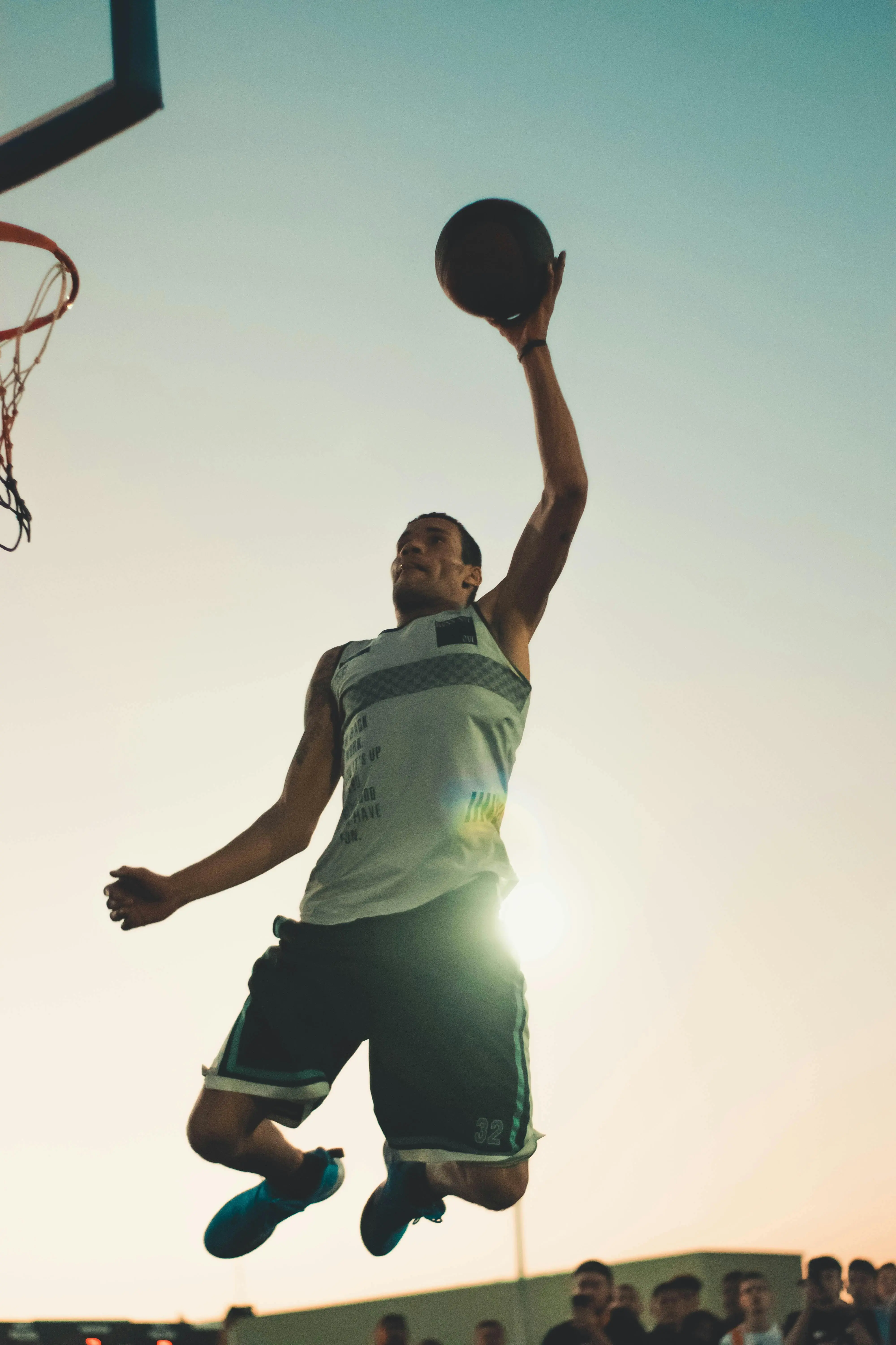 Latihan Fisik Terbaik untuk Meningkatkan Power Lompat dalam Basket dan Voli