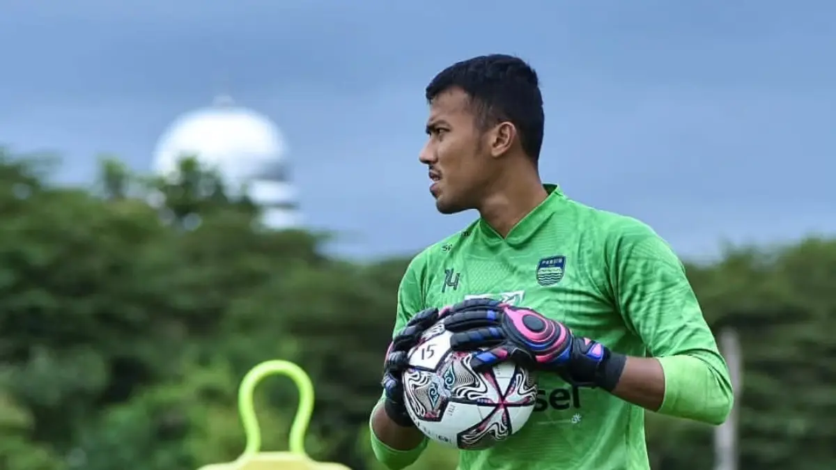 Persaingan Kiper di Persib Bandung Kian Ketat! Begini Tanggapan Bojan Hodak