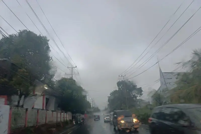 Waspada Cuaca Ekstrem Sabtu Ini, Bandung dan Sejumlah Kota Berpotensi Hujan Petir