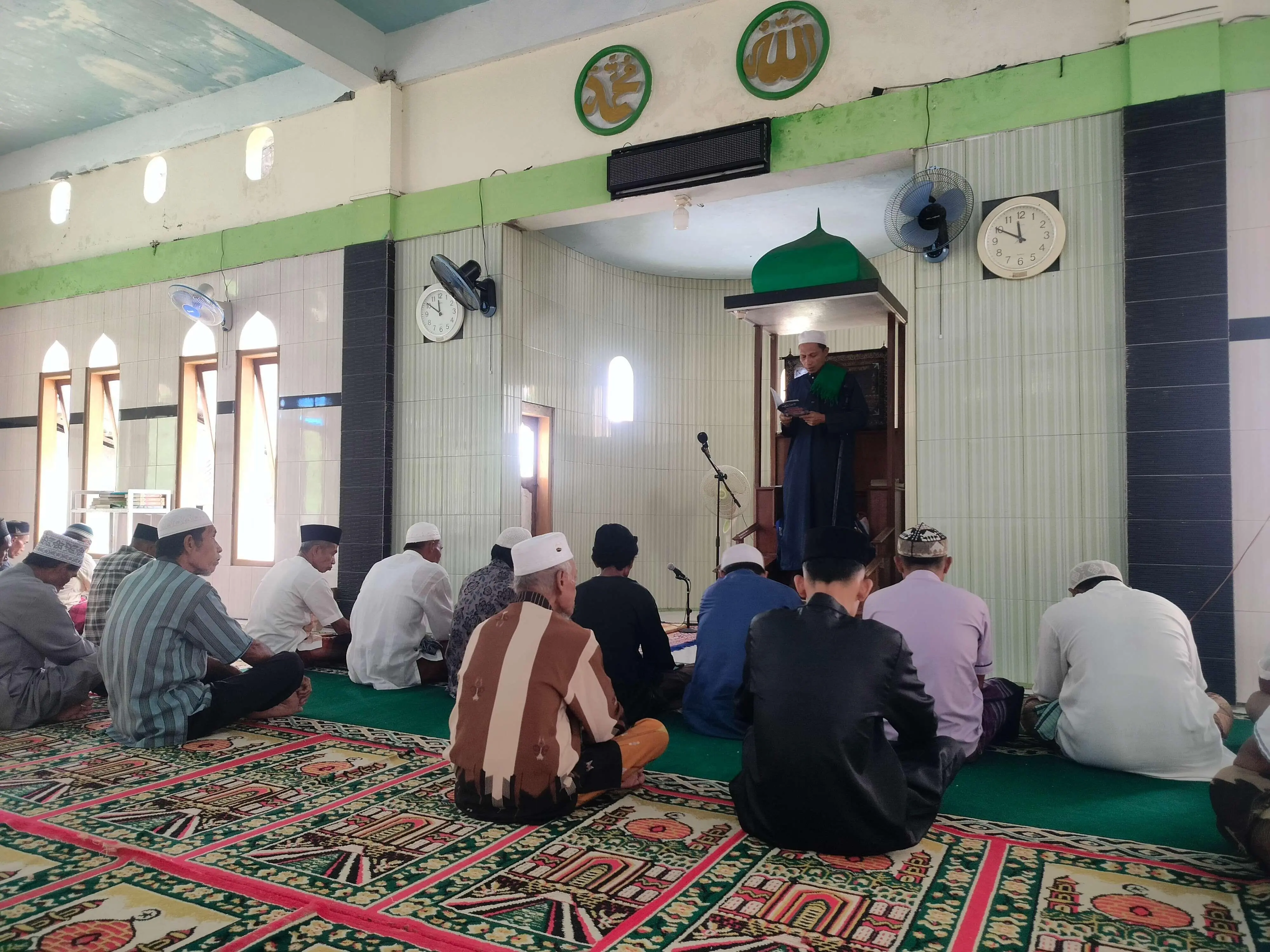 Contoh Khutbah Jumat Tentang Hari Pahlawan: Menjadi Pahlawan Sejati dengan Keteladanan Rasulullah