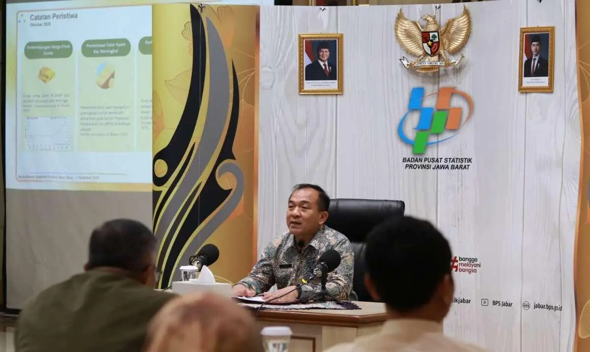 Harga Emas Naik, Inflasi Jawa Barat Tembus 0,45 Persen di Oktober 2025