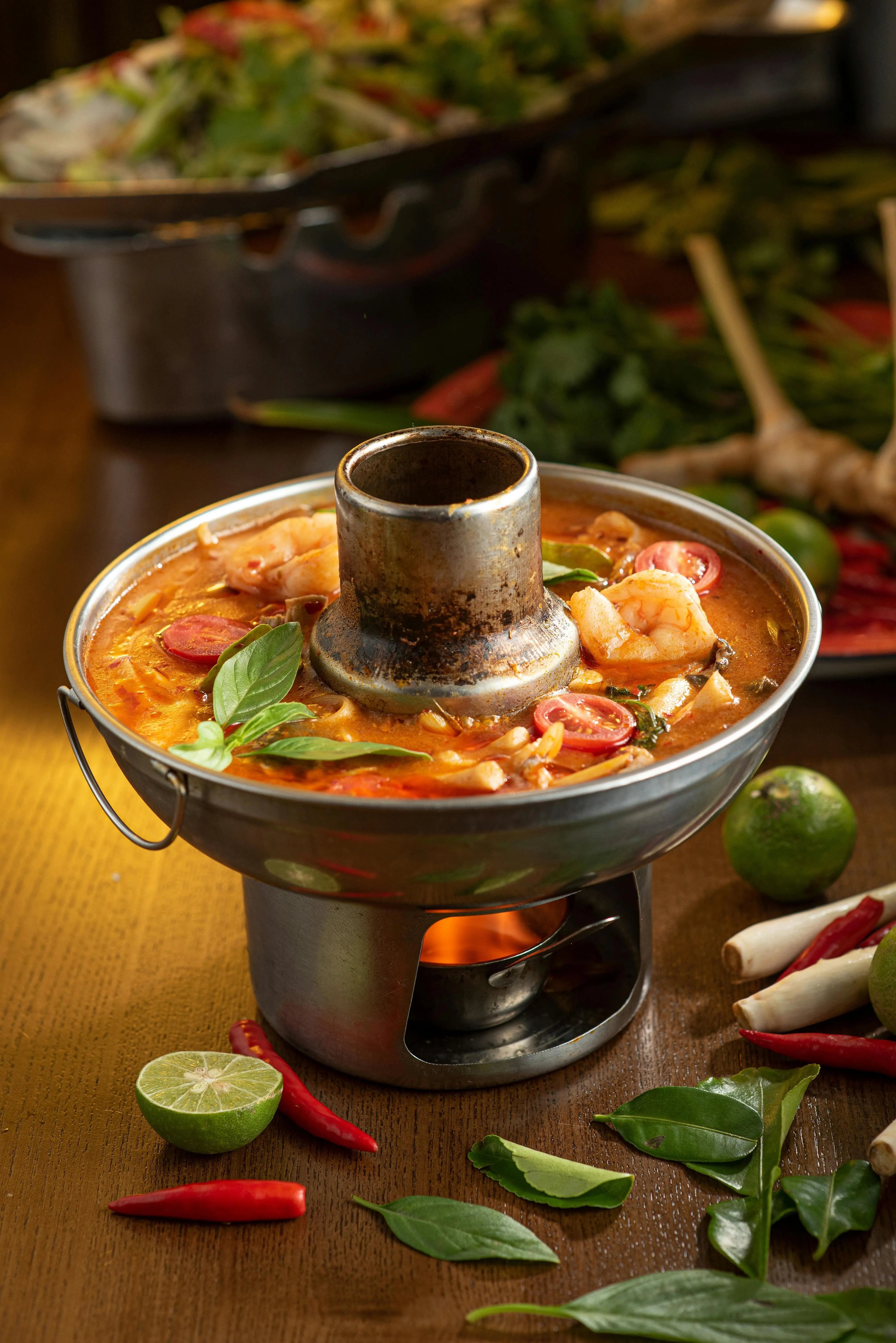 Mengungkap Keajaiban Tom Yum Bangkok: Keseimbangan Sempurna Pedas, Asam, dan Wangi Rempah yang Mendunia