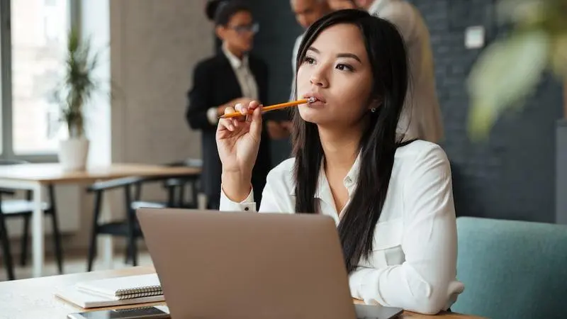 7 Rekomendasi Kerja Part Time untuk Anak Kuliah, Bikin Dompet Aman dan Pengalaman Nambah!
