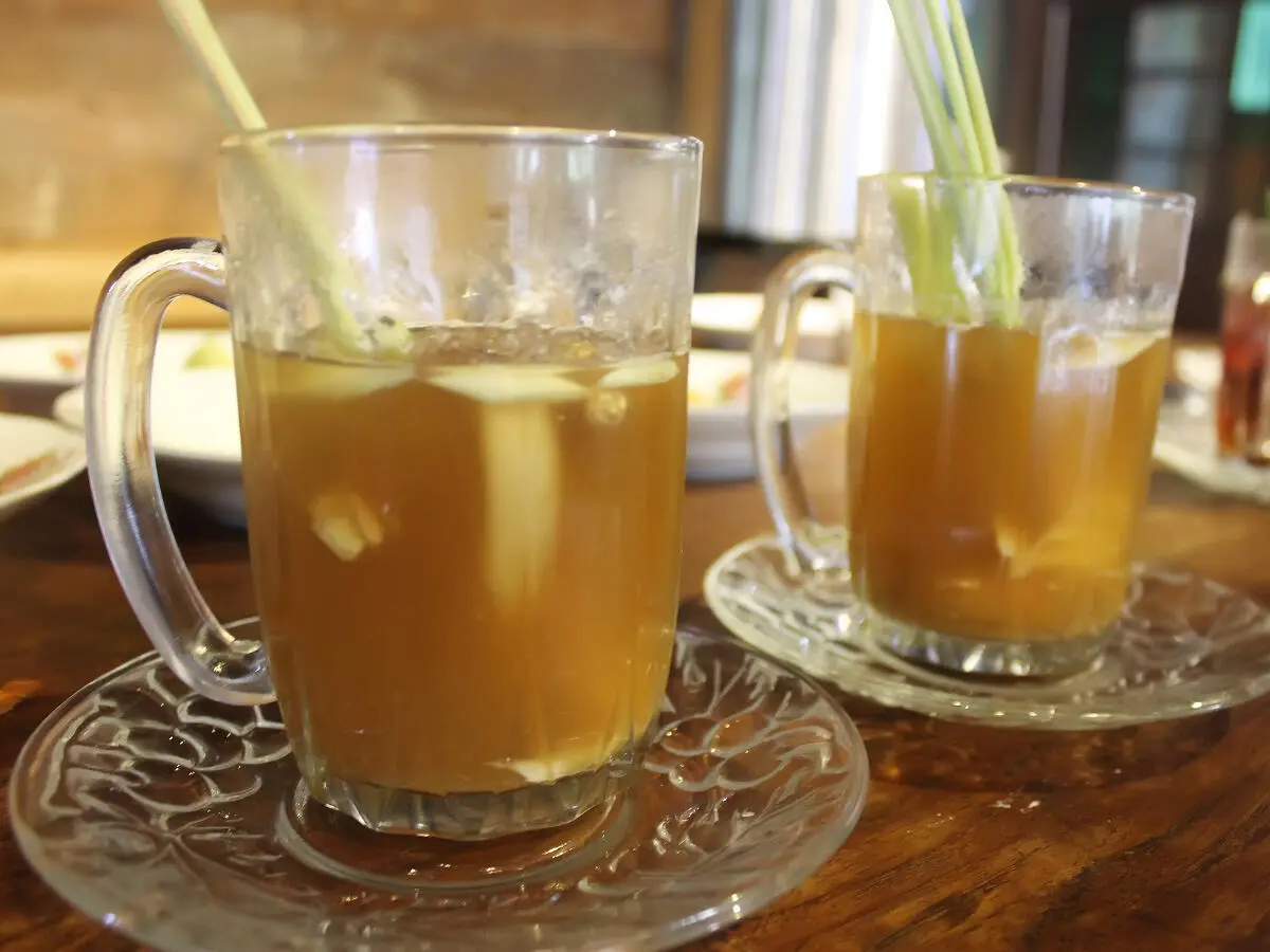 Dari Bandrek sampai Cokelat Panas, Ini Minuman Penghangat Tubuh Saat Hujan
