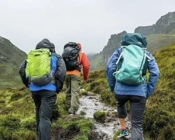 Pendaki Wajib Tahu: Risiko dan Tips Aman Naik Gunung di Musim Hujan