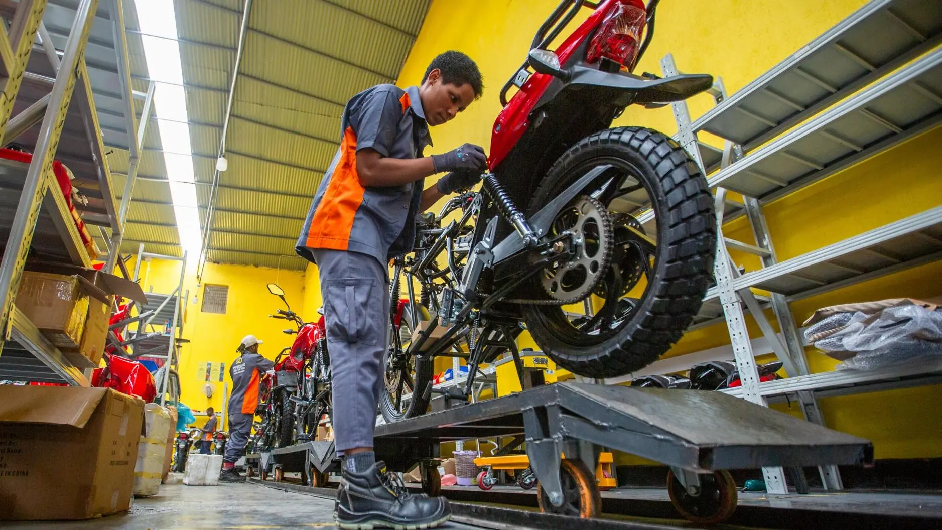 Servis Motor Listrik Bukan Cuma Soal Baterai, Ini Daftar Cek Lengkapnya!