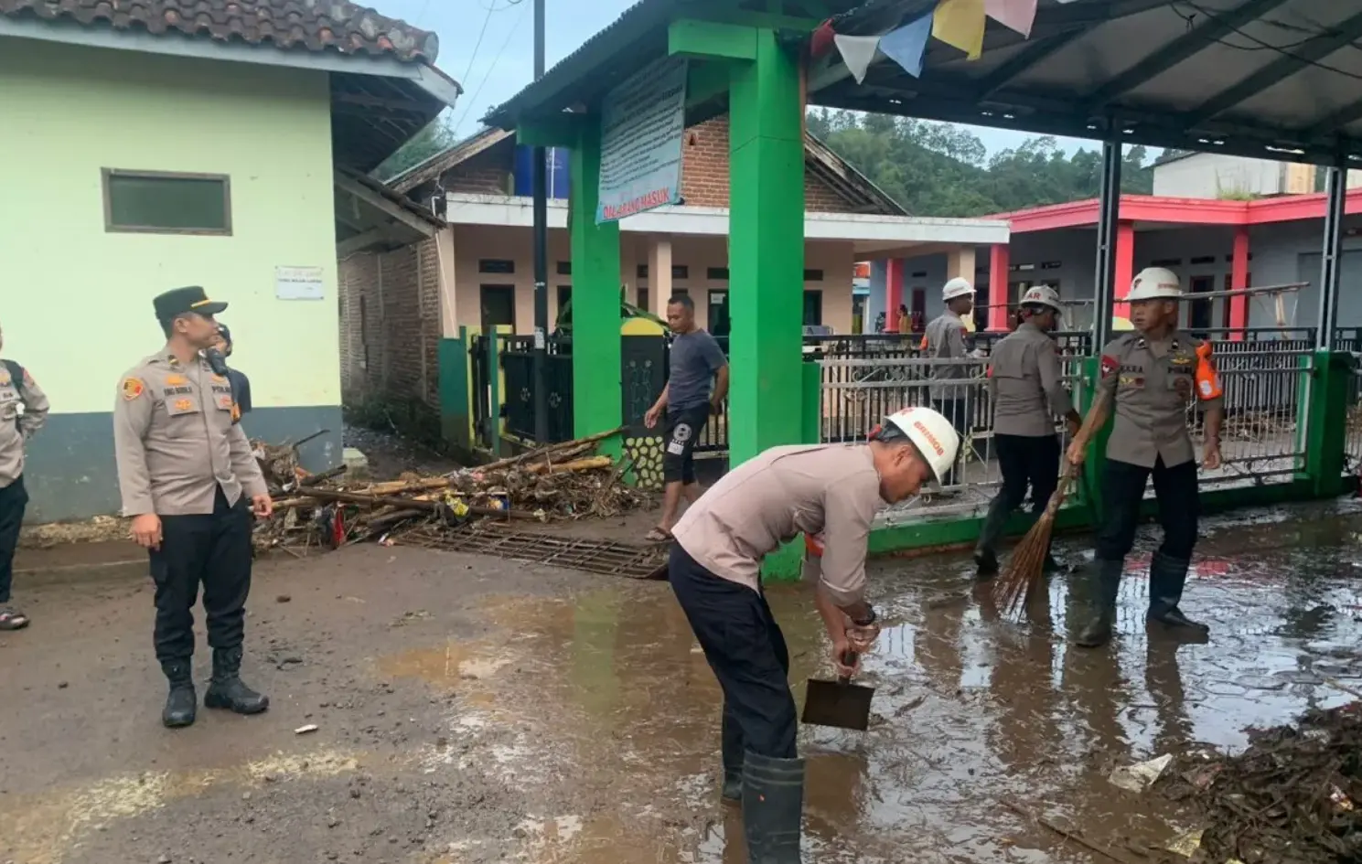 BPBD Garut Kerahkan Tim Gabungan Tangani Banjir Bandang Banyuresmi