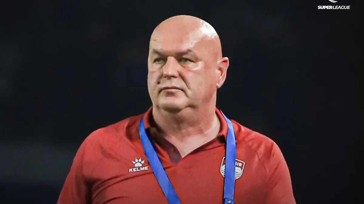Info Persib Bandung: Ini Strategi Bojan Hodak untuk Melawan Bali United, Usai Luciano Guaycochea Diganjar Kartu Merah