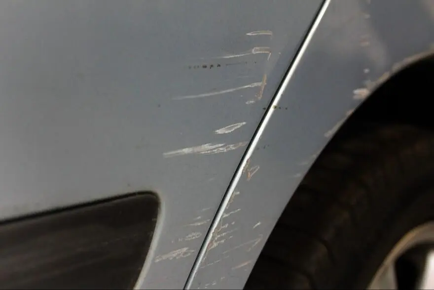 Cara Menghilangkan Baret Mobil Ringan dengan Mudah dan Aman di Rumah