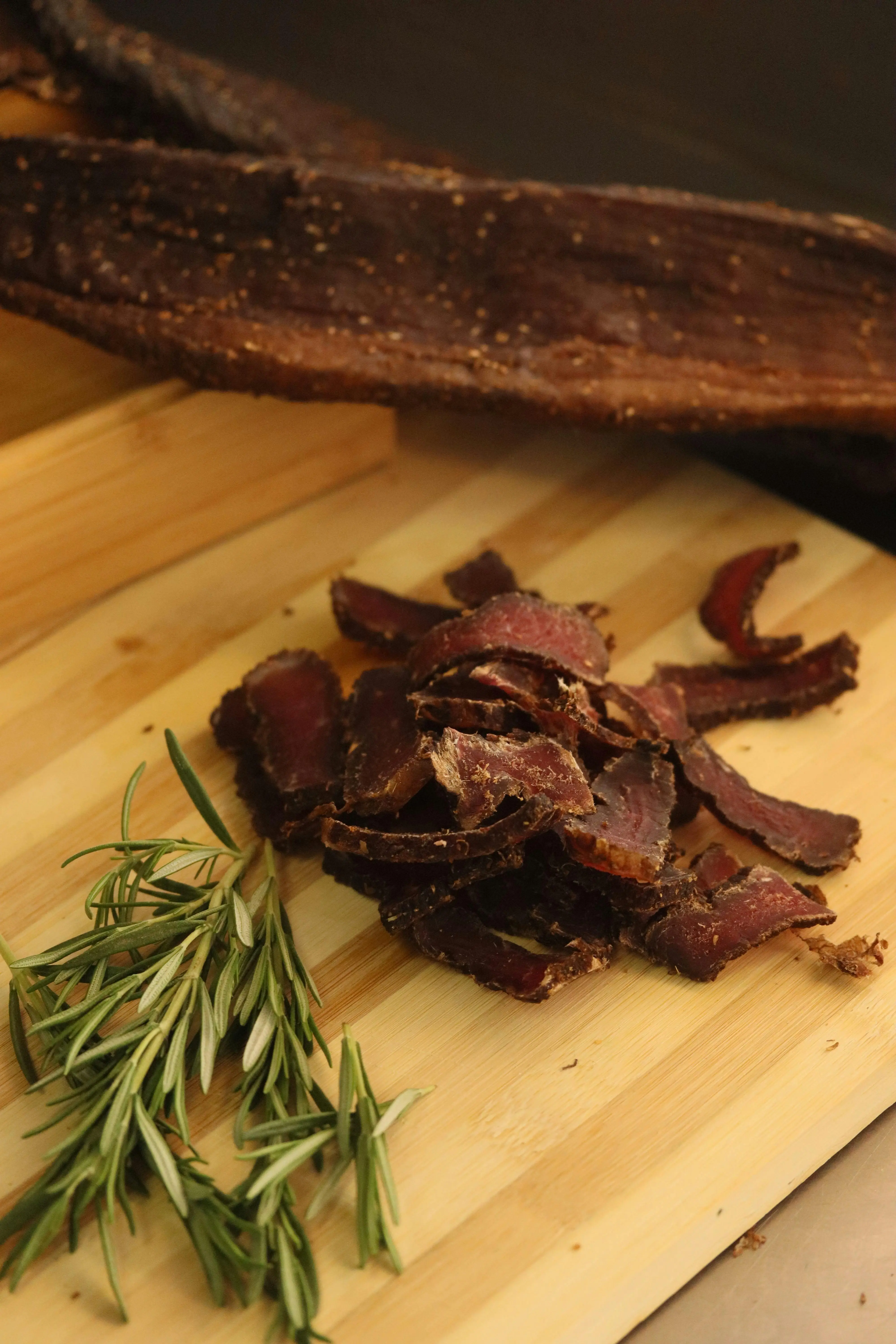 Beef Jerky: Daging Kering Kaya Protein, Mengupas Kandungan Nutrisi yang Mengesankan