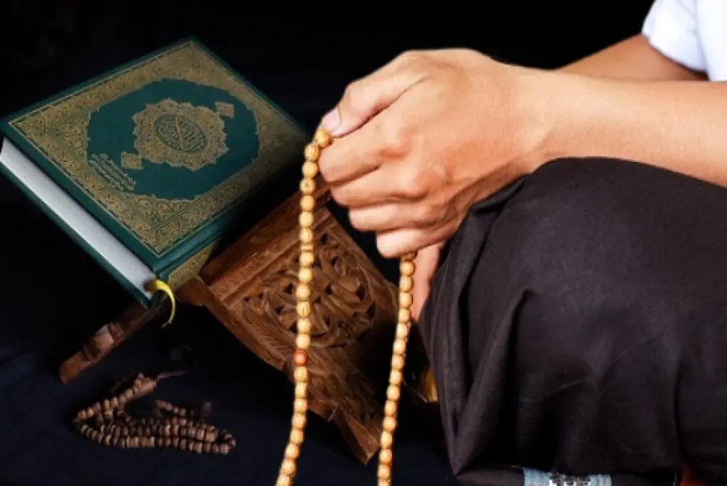 Dzikir Istigfar 100 Kali Setelah Sholat Dhuha, Kunci Tenang dan Dekat dengan Allah