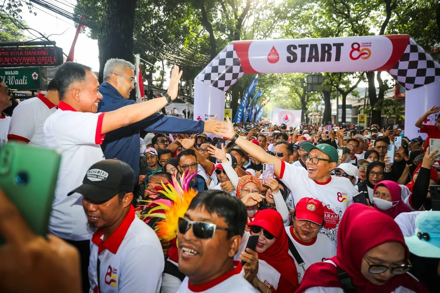5.000 Relawan Kemanusiaan Mengikuti Acara Jalan Sehat Donor Darah 2025 PMI Kota Bandung