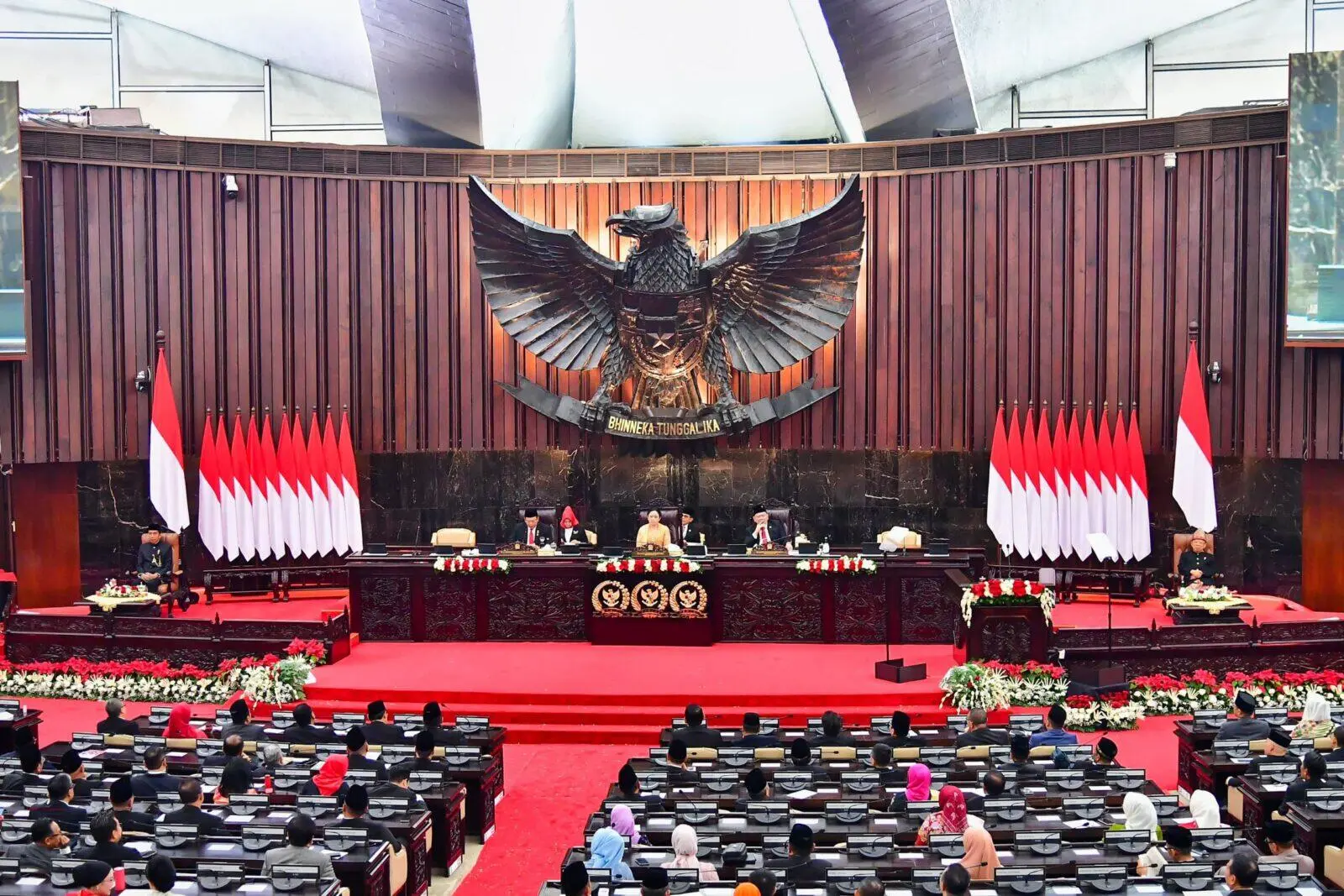 Tugas dan Fungsi DPR dalam Menjaga Keseimbangan Pemerintahan