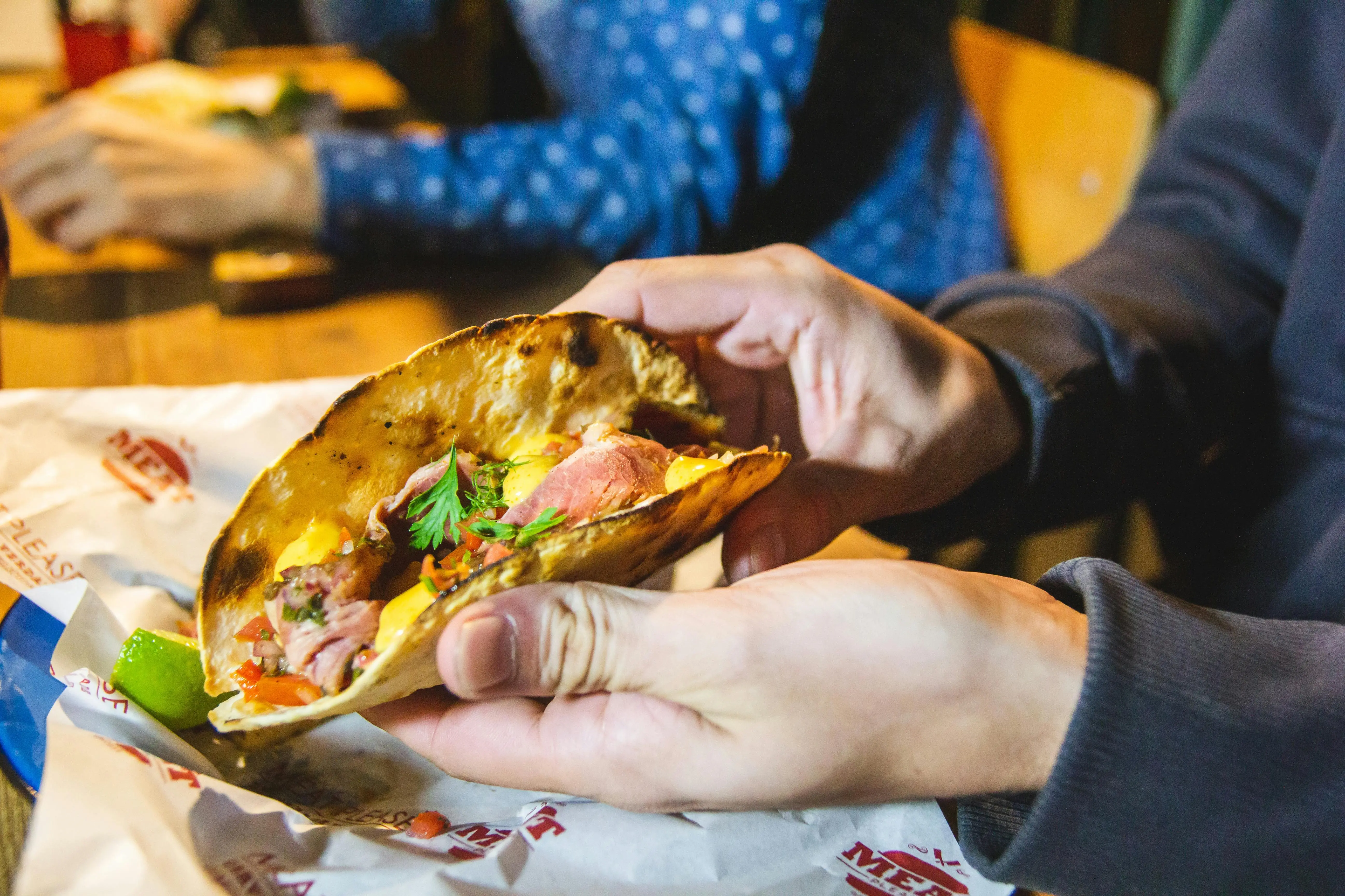 Beef Taco Meksiko: Menguak Rahasia Perpaduan Rempah Cumin dan Chili dalam Daging Sapi yang Gurih