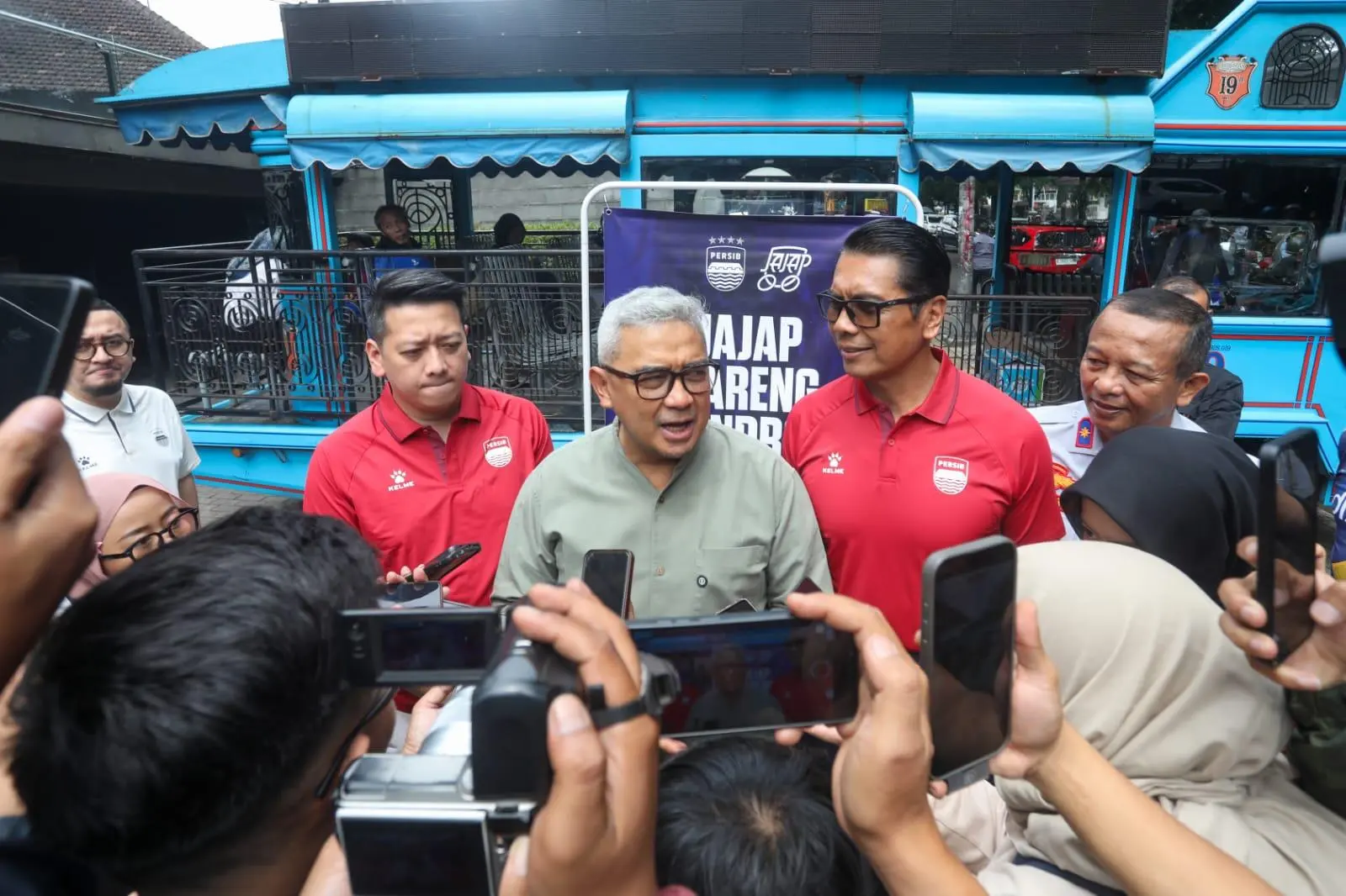 Untuk Gairahkan Sport Tourism, Pemkot Bandung Lakukan Kolaborasi dengan Persib Meluncurkan Jajap on Bandros