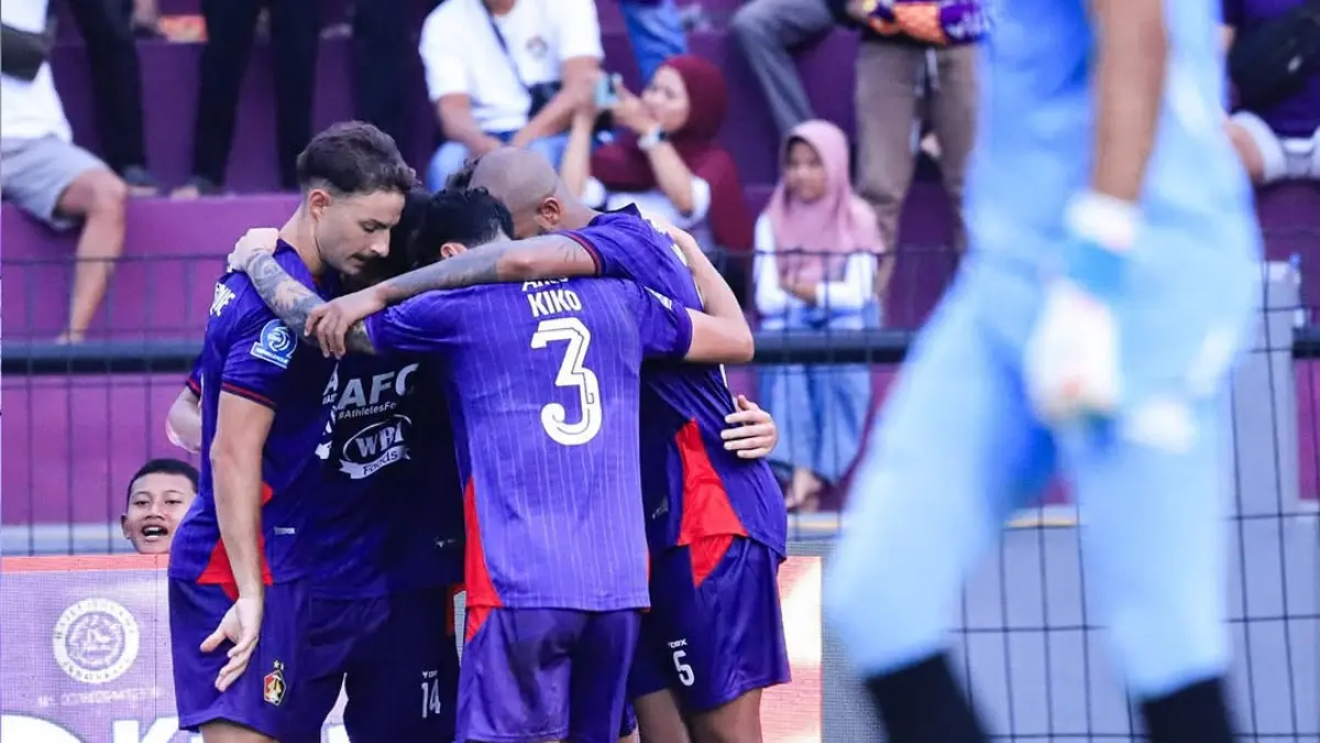 Paksa Wasit Keluarkan Kartu Merah! Laga PSM Makassar vs Persik Kediri Berakhir Imbang