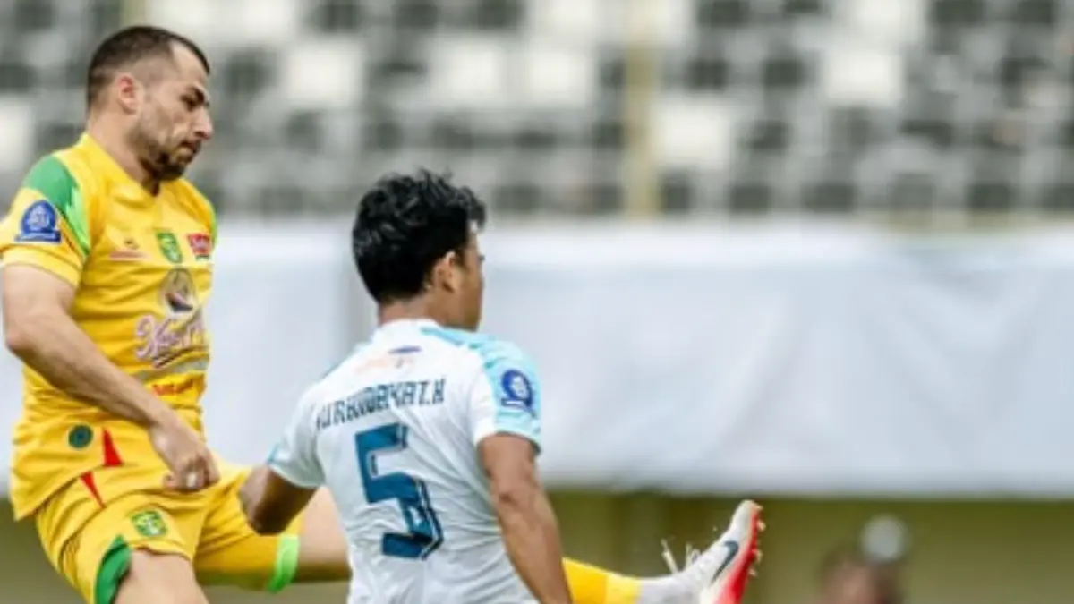 3 Kartu Merah Dikeluarkan Wasit! Laga PSBS Biak Melawan Persebaya Surabaya Berakhir 0-0
