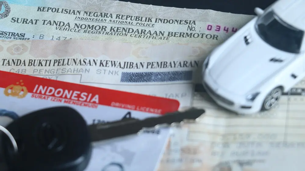 Pajak Kendaraan 2025: Sistem Baru, Tarif Berbeda, dan Kewajiban yang Harus Kamu Tahu