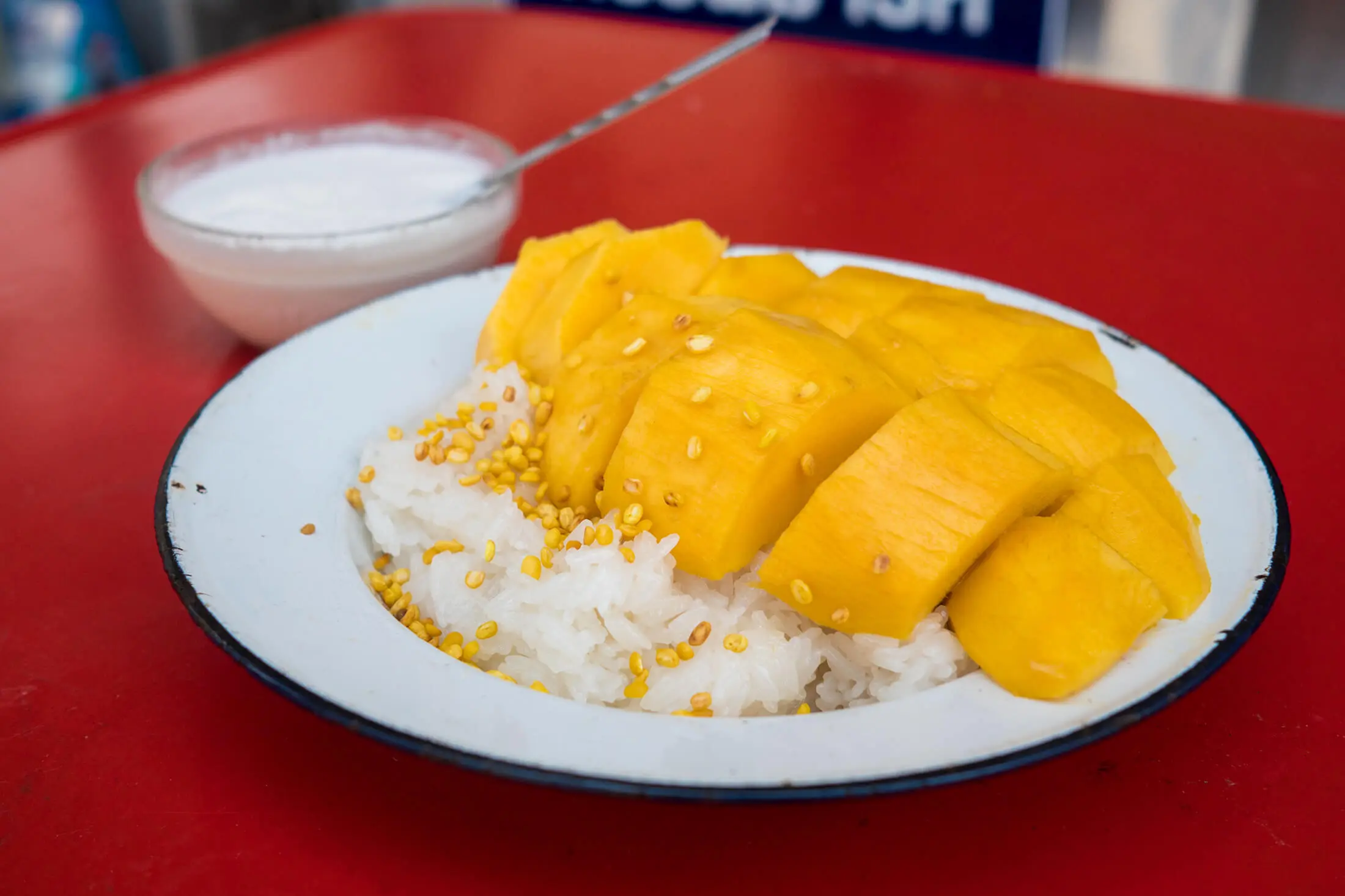 Cara Praktis Membuat Mango Sticky Rice di Rumah, Anti RIbet!