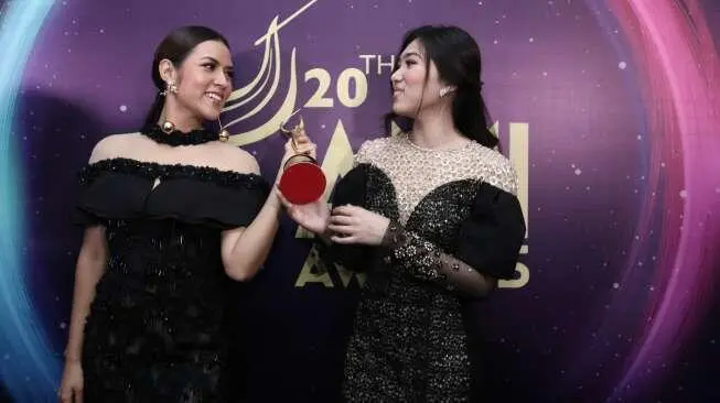 5 Kolaborasi Terbaik Raisa dengan Musisi Tanah Air dan Internasional