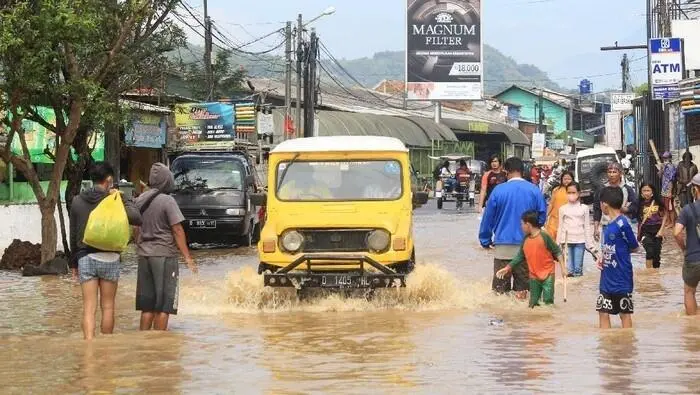 Bukan Hanya Karena Hujan Deras, Ini Deretan Faktor yang Bikin Bandung Selalu Banjir
