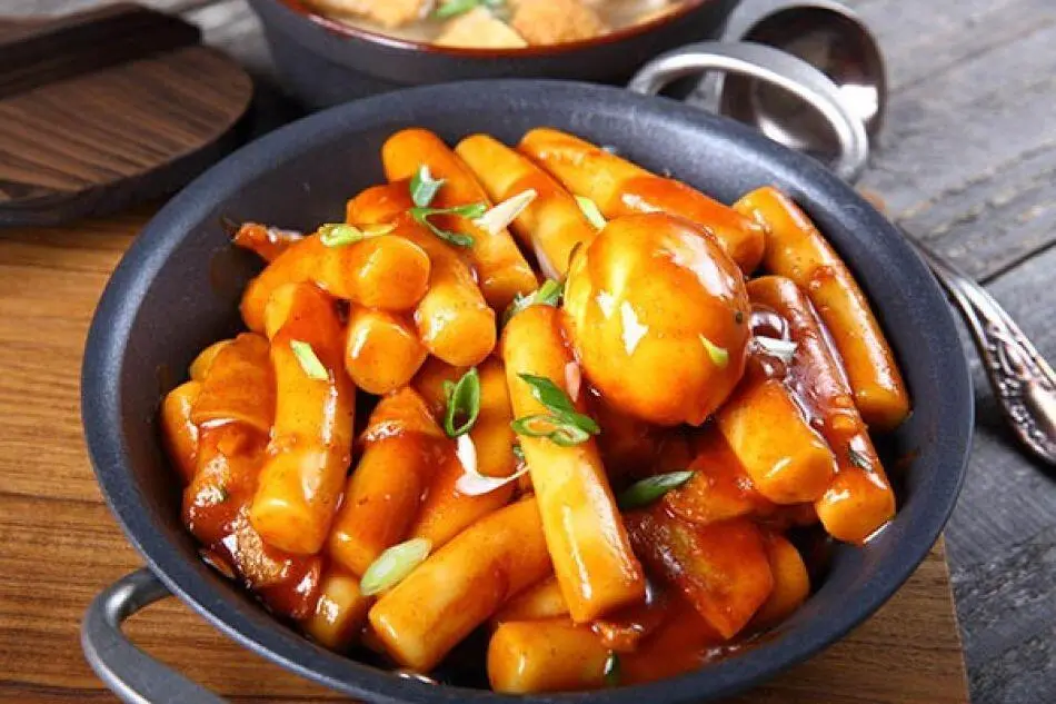 6 Makanan Korea yang Paling Sering Muncul di Drama Korea, Wajib Dicoba!