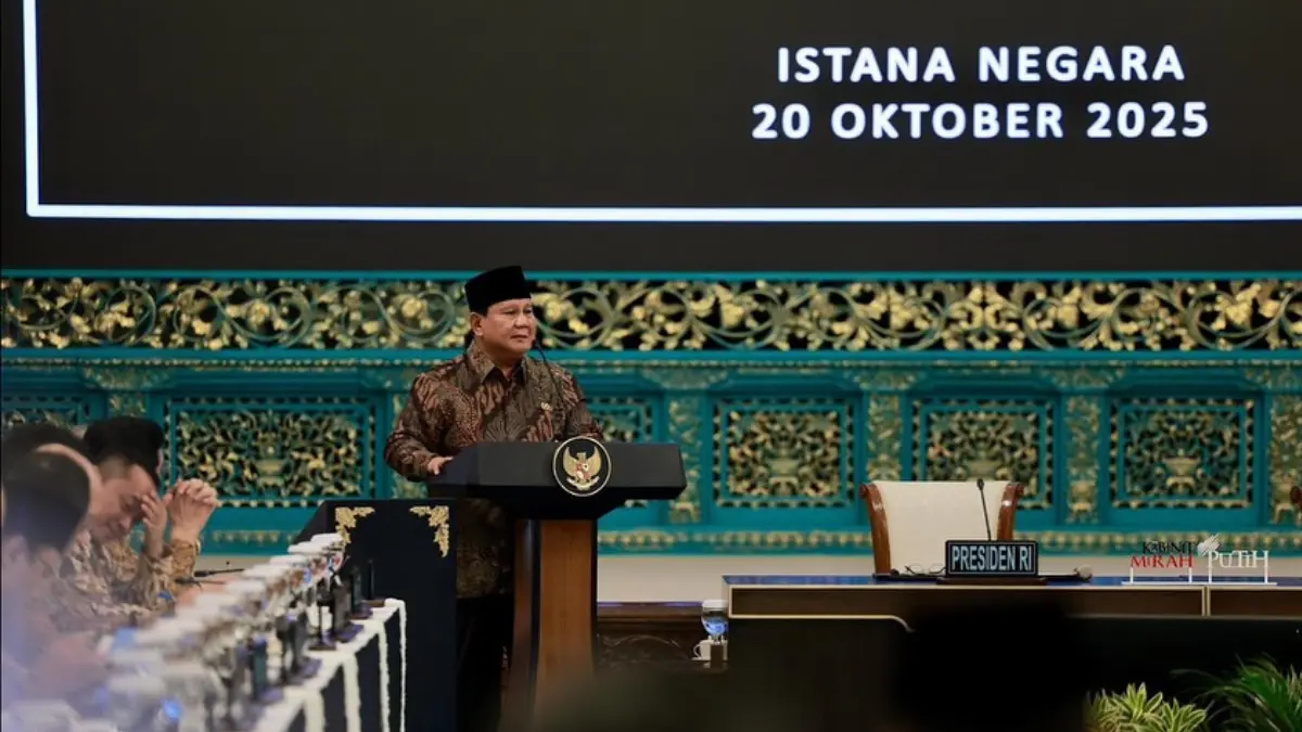 Prabowo Canangkan untuk Membangun 535 KM Panjang Tanggul Laut di Pantai Utara Jawa
