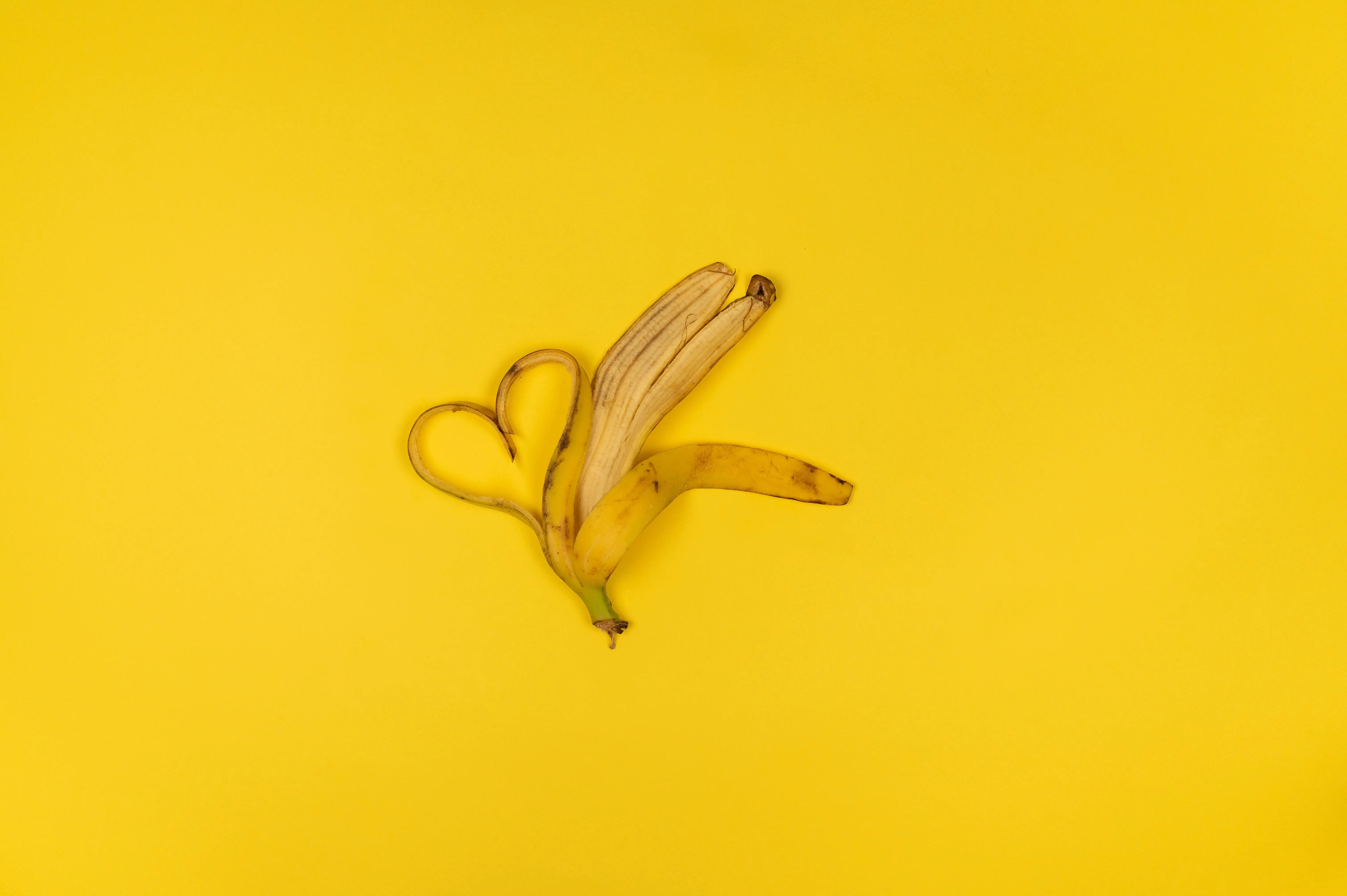Lebih dari Sekadar Buah Manis: Fakta Ilmiah Pisang Sebagai Pelindung Lapisan Lambung