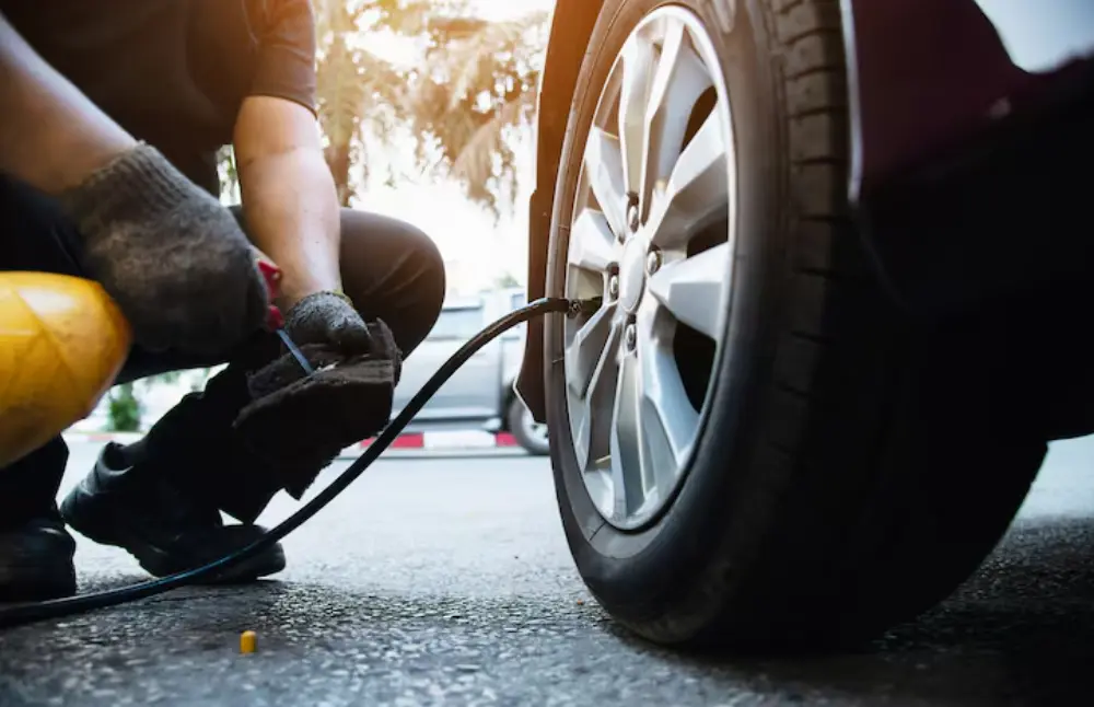 Cara Merawat Ban Mobil dengan Benar supaya Tidak Cepat Aus saat Cuaca Panas Terik