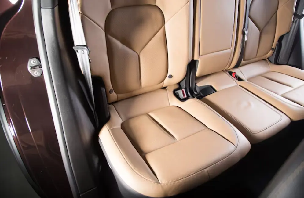 4 Sarung Jok Mobil Terbaik untuk Interior Mewah dan Nyaman, Kualitas Premium!