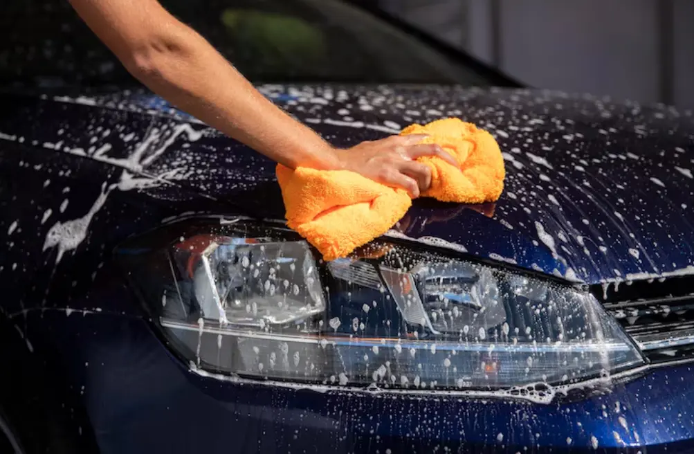 Ini 5 Rekomendasi Shampo Mobil Terbaik untuk Perlindungan Cat Maksimal