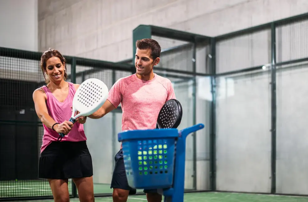 5 Perbedaan Padel dan Squash yang Harus Kamu Tahu Sebelum Main!