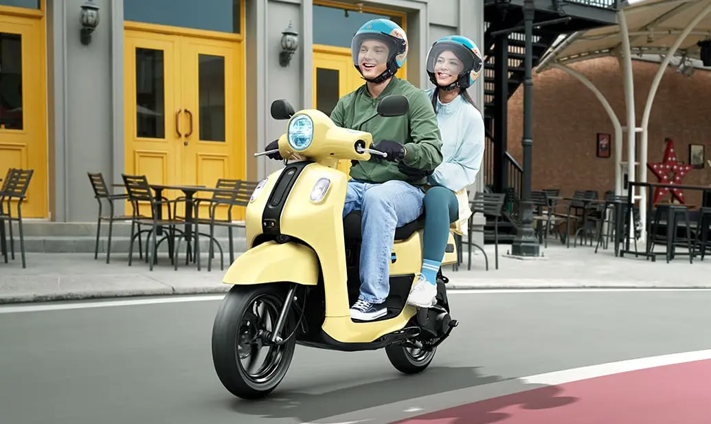 Mau Motor Mirip Vespa? Ini 2 Pilihan Yamaha yang Super Nyaman!