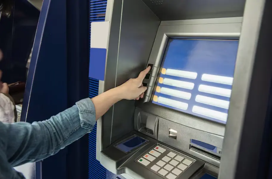 Tak Punya Mobile Banking? Begini Cara Bayar M-Paspor Lewat ATM BCA dengan Cepat