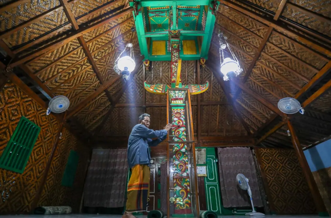 Menelusuri Jejak Islam di Nusantara: 3 Masjid Tertua di Indonesia yang Kaya akan Sejarah