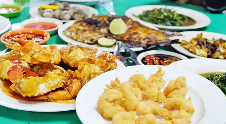 Kulineran Seru di Kota Kembang: 5 Tempat Makan Favorit di Bandung