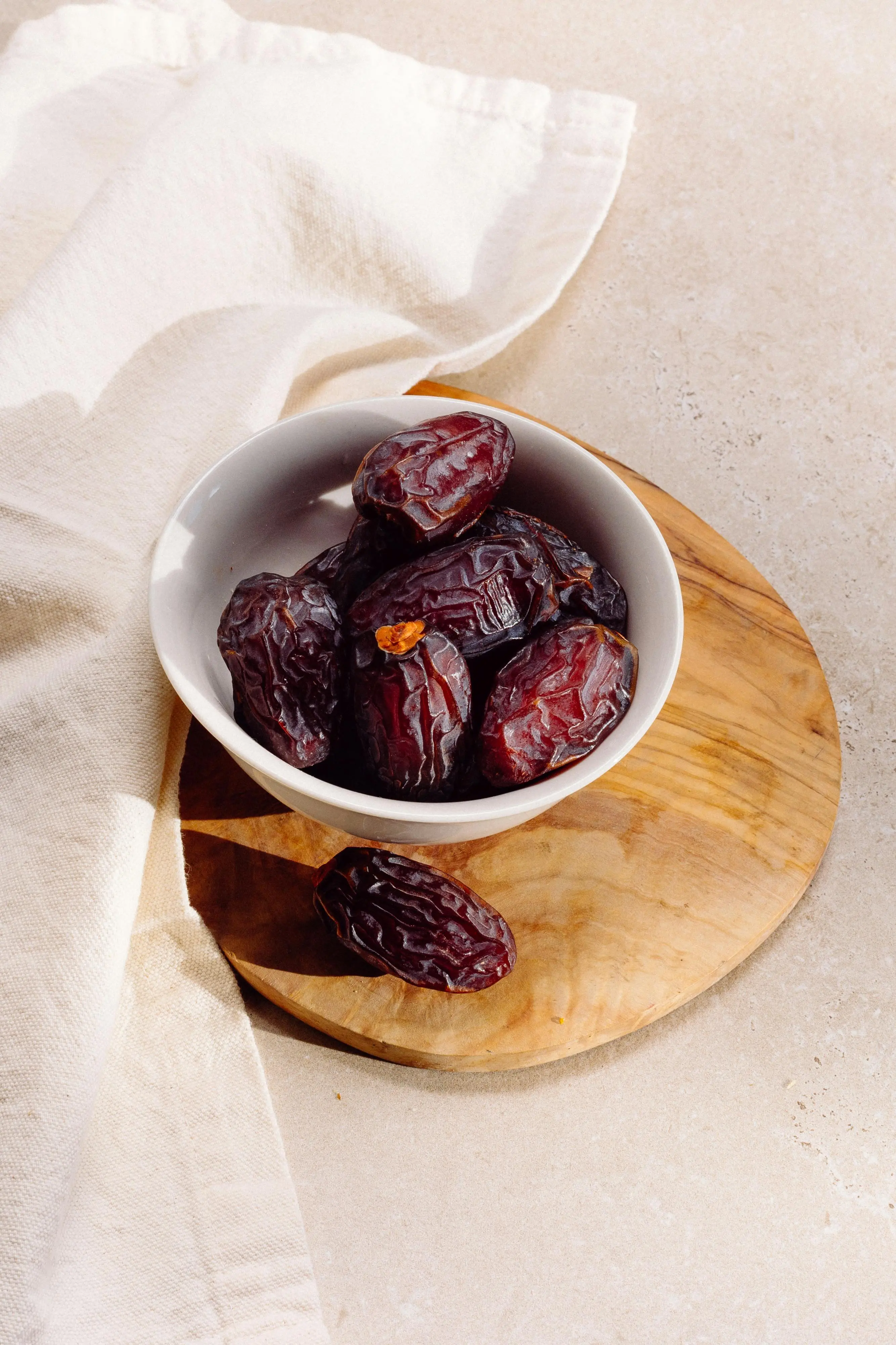Kurma, Sumber Magnesium Terbaik yang Sering Terlupakan untuk Kesehatan Tulang dan Jantung