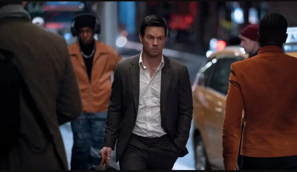 Link Streaming Film Play Dirty Sub Indo, Aksi Mark Wahlberg Jadi Pencuri Handal, Tayang di Prime Video