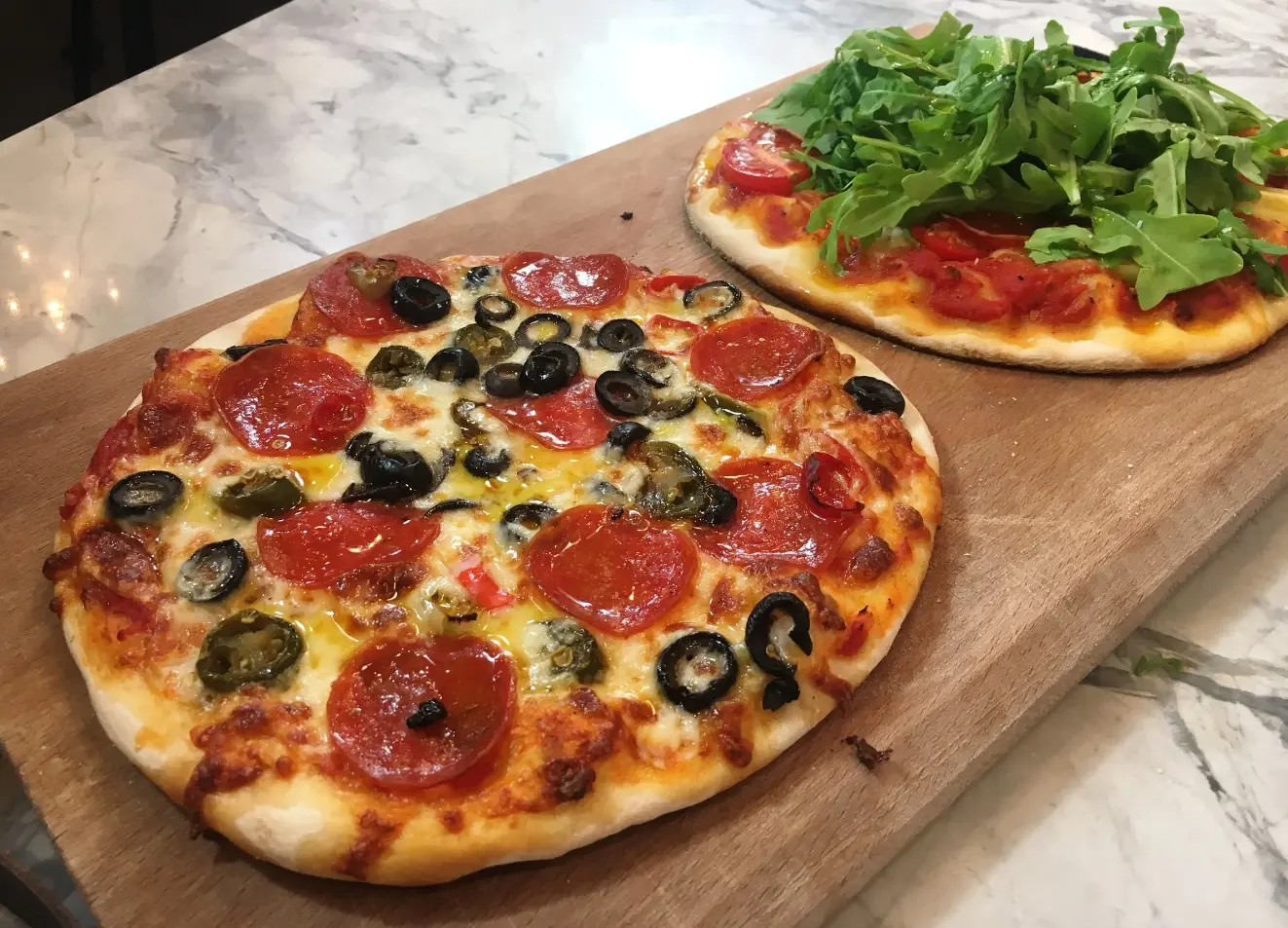 Cara Bikin Pizza Sendiri di Rumah, Hasilnya Lembut, Gurih, dan Anti Gagal