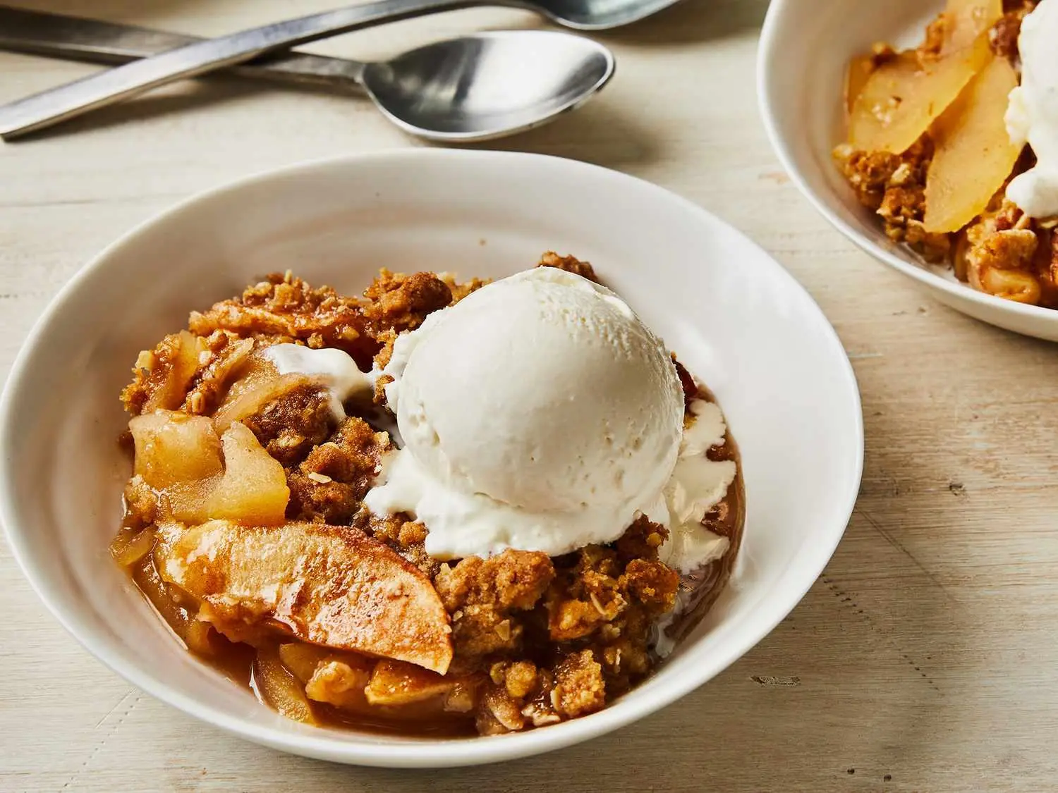 Resep Apple Crisp, Dessert Sehat dengan Aroma Kayu Manis yang Wangi dan Renyah di Setiap Gigitan