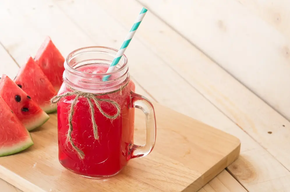 Minuman Segar Anti Gagal: Cara Bikin Es Semangka Yakult yang Lagi Hits dan Bikin Ketagihan