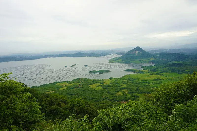 Baru Mau Coba Mendaki? Ini 5 Gunung di Jawa Barat di Bawah 2.000 mdpl yang Cocok untuk Pemula