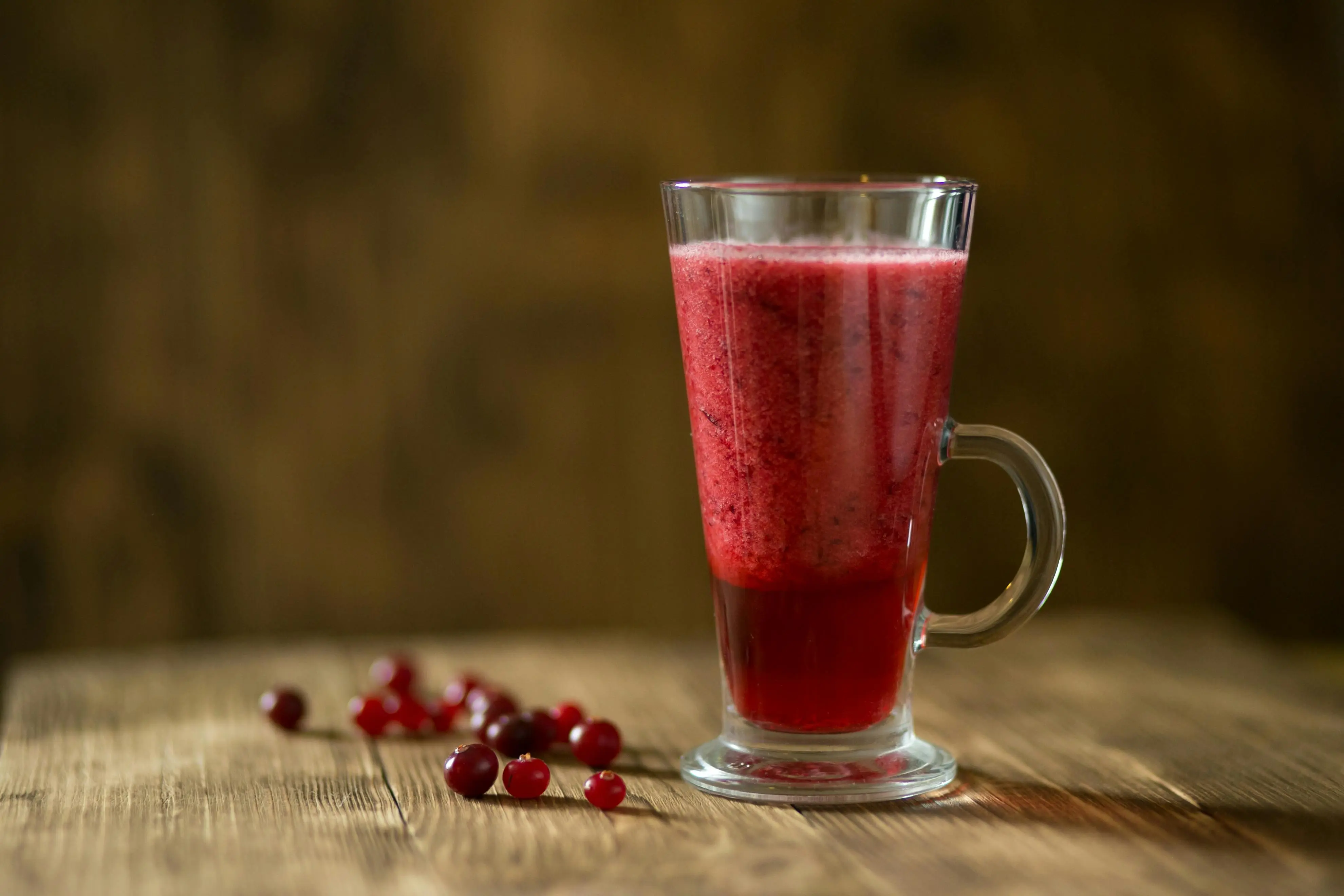 Lebih dari Sekadar Rasa Asam: Sejarah Budaya Minum Jus Cranberry yang Melekat di Amerika
